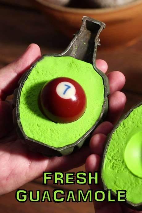    In this follow-up to his stop-motion hit Western Spaghetti, director PES transforms familiar objects into Fresh Guacamole.  